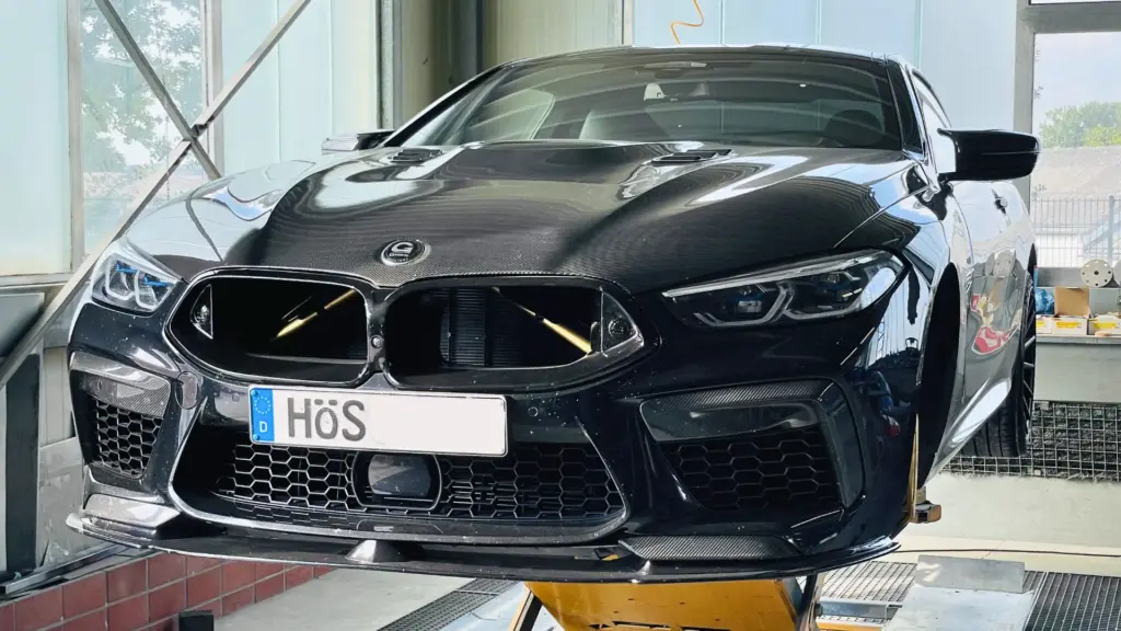 BMW Sportfahrzeug bei AM Karosseriebau in Höchstadt an der Aisch